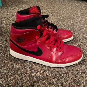 Jordan 1 black and red